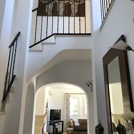 Villa Finestrat וילה פינסטראט